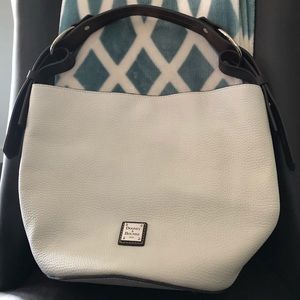 Dooney & Bourke Henley Feedbag - New